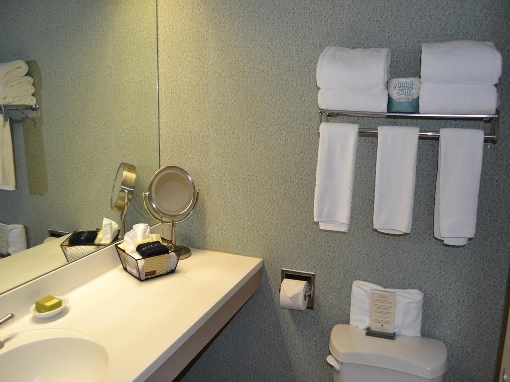 Haworth Inn & Conference Center ホランド 部屋 写真